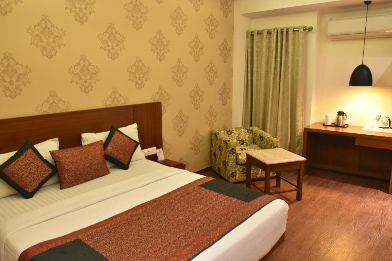 Hotel Lohias Delhi Airport Nowe Delhi Zewnętrze zdjęcie