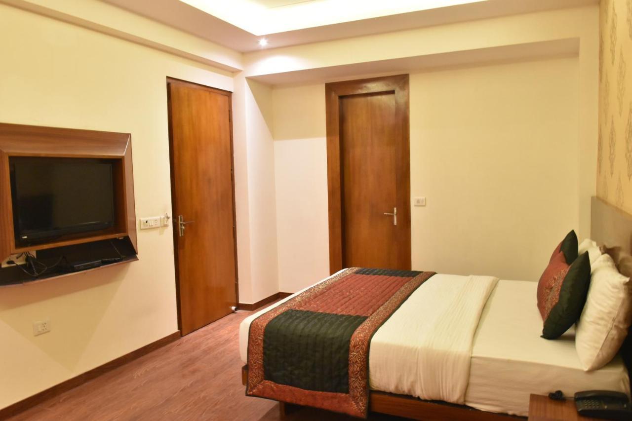 Hotel Lohias Delhi Airport Nowe Delhi Zewnętrze zdjęcie