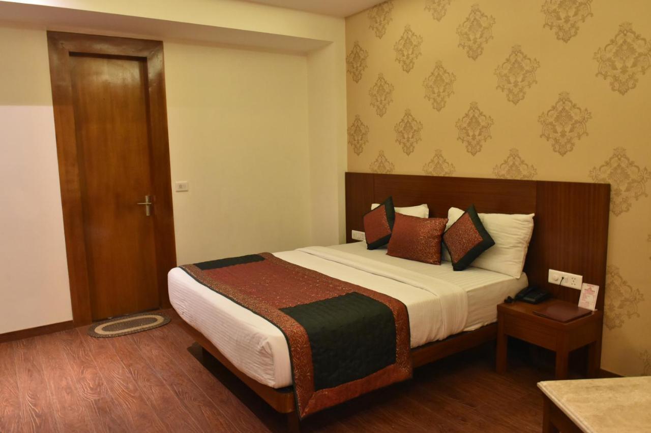 Hotel Lohias Delhi Airport Nowe Delhi Zewnętrze zdjęcie